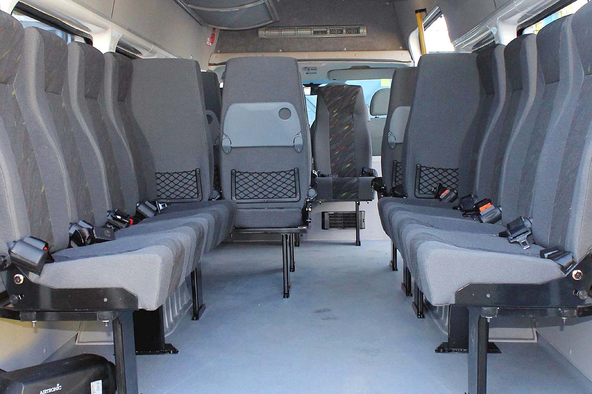 Салон Форд полужесть